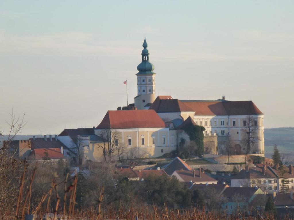 Ubytování u Jeřábků Mikulov Esterno foto